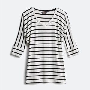 Mi Black and White Striped Long Sleeve Top